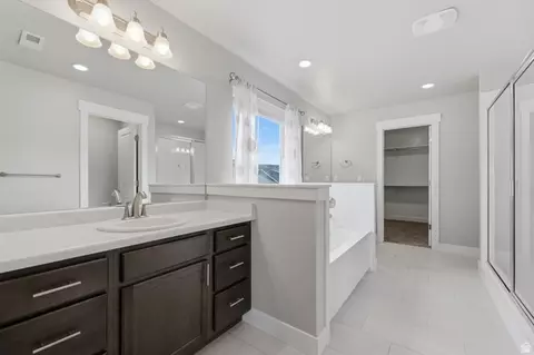 Bath - 14882 S Lower Bend Rd, Herriman, UT 84096 photo 1 of 4