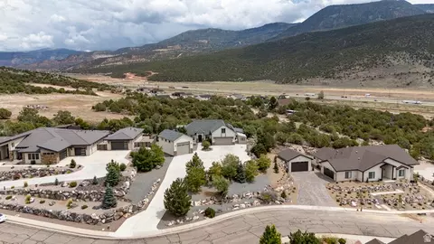 View/Area - 2085 S Eagle Loop, Cedar City, UT 84720 photo 1 of 10
