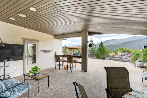 Exterior - 2085 S Eagle Loop, Cedar City, UT 84720 photo 7 of 26