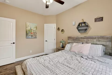Bedroom - 2085 S Eagle Loop, Cedar City, UT 84720 photo 5 of 7
