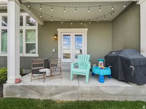 Exterior - 9256 S Ashbourne Dr #155, Sandy, UT 84094 photo 4 of 5