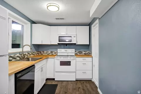 Kitchen - 2536 N 300 E, North Logan, UT 84341 photo 5 of 5