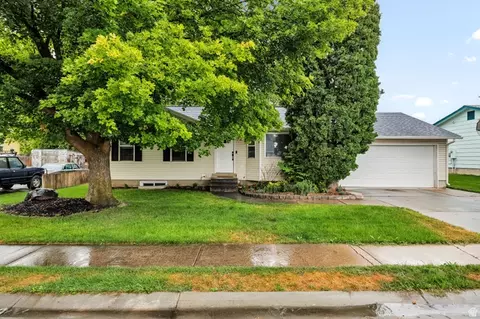 2536 N 300 E, North Logan, UT 84341