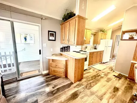 Kitchen - 180 N 1100 E # 99, Washington, UT 84780 photo 2 of 3