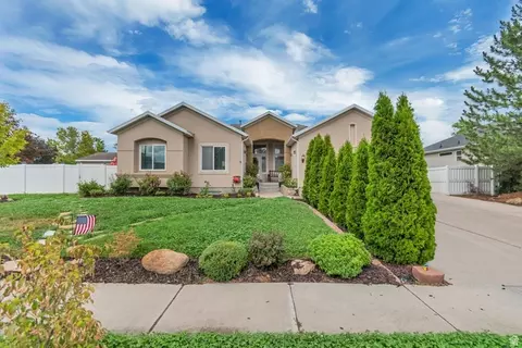 5326 W Mountain Vista Dr, West Jordan, UT 84081