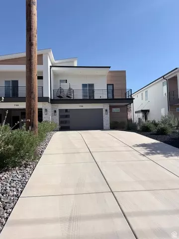 738 E Desert Cactus Dr #104, Washington, UT 84780
