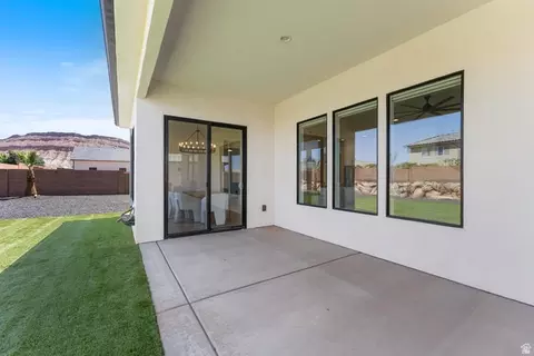 Exterior - 1067 E 4155 S, Washington, UT 84780 photo 5 of 18
