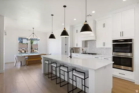 Kitchen - 1067 E 4155 S, Washington, UT 84780 photo 1 of 4