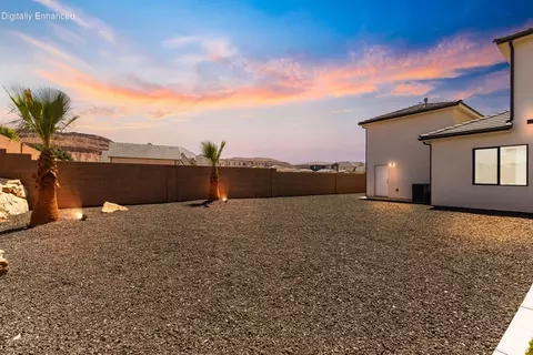 Exterior - 1067 E 4155 S, Washington, UT 84780 photo 15 of 18