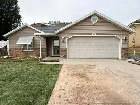 956 North St, Ogden, UT 84404