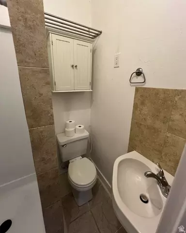 Bath - 441 S 500 E, Provo, UT 84606 photo 3 of 5