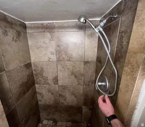Bath - 441 S 500 E, Provo, UT 84606 photo 1 of 5