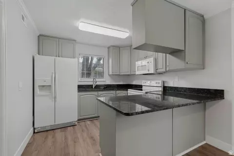 Kitchen - 154 E 1460 S, Orem, UT 84058 photo 1 of 2