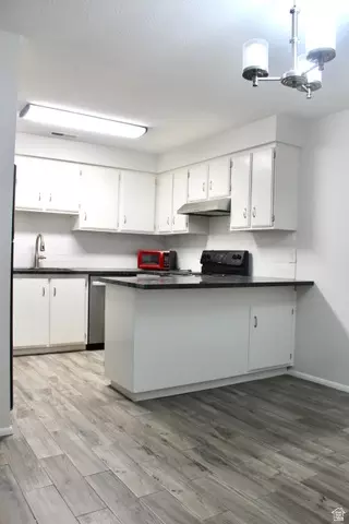Kitchen - 182 W Garden Park Dr #182, Orem, UT 84057 photo 1 of 4