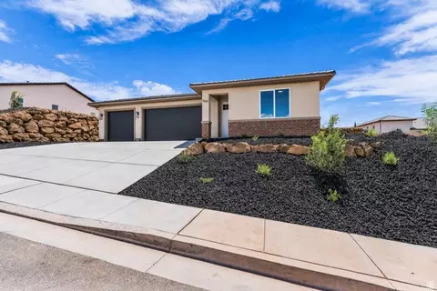 1566 E Centaurus Way #107, Washington, UT 84780