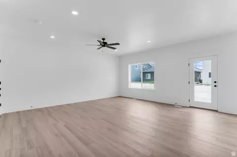 Living - 3903 N Calista Way #LOT EAGLE, Mountain, UT 84005 photo 2 of 2