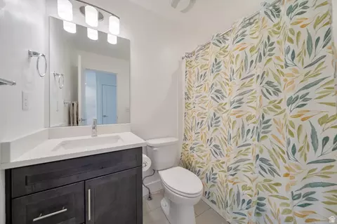 Bath - 4239 S Birkhill Blvd W, Murray, UT 84107 photo 4 of 4
