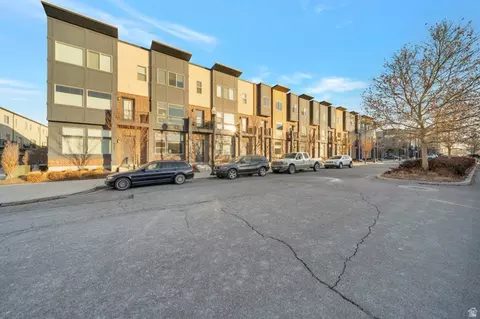 Exterior - 4239 S Birkhill Blvd W, Murray, UT 84107 photo 1 of 4