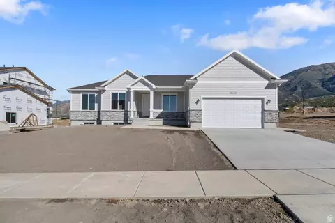 660 S 50 E, Hyde Park, UT 84318