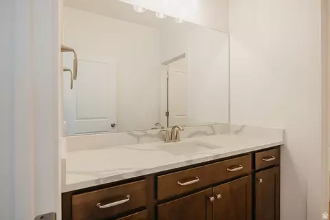 Bath - 1026 S 3600 E #LOT US, Spanish Fork, UT 84660 photo 3 of 4