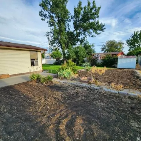 Exterior - 228 E 1864 S, Orem, UT 84058 photo 7 of 9