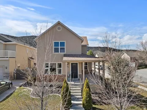 Exterior - 7065 N Cherokee St, Eagle Mountain, UT 84005 photo 2 of 10