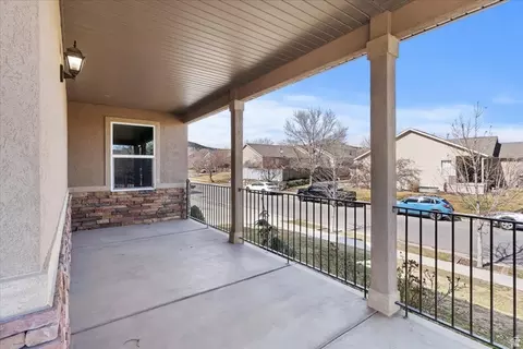 Exterior - 7065 N Cherokee St, Eagle Mountain, UT 84005 photo 7 of 10