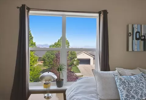 Bedroom - 7065 N Cherokee St, Eagle Mountain, UT 84005 photo 3 of 7