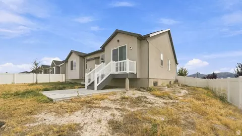 Exterior - 6017 N Sheps Rd #C211, Eagle Mountain, UT 84005 photo 6 of 7