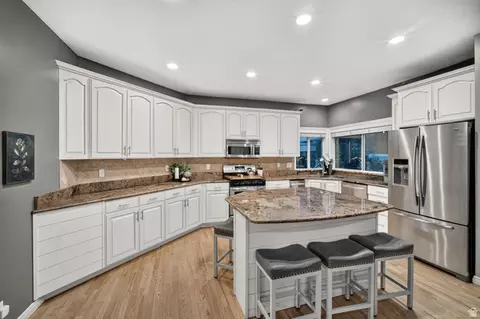 Kitchen - 5 Quietwood Ln, Sandy, UT 84092 photo 1 of 3
