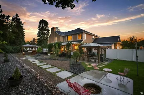 Exterior - 5 Quietwood Ln, Sandy, UT 84092 photo 5 of 12