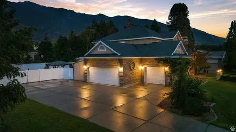 Exterior - 5 Quietwood Ln, Sandy, UT 84092 photo 2 of 12