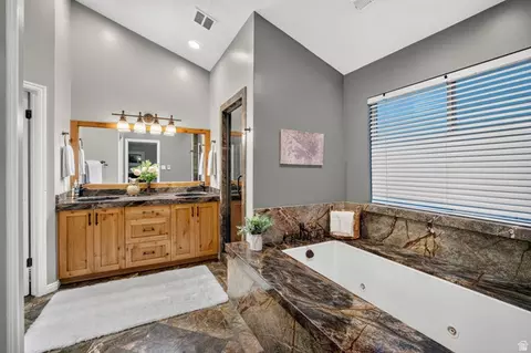 Bath - 5 Quietwood Ln, Sandy, UT 84092 photo 2 of 8