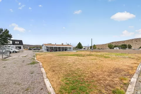 Exterior - 265 S 400 E, Mayfield, UT 84643 photo 7 of 11