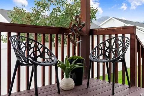 Exterior - 633 E 1260 N, Logan, UT 84341 photo 5 of 7