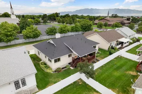 View/Area - 633 E 1260 N, Logan, UT 84341 photo 4 of 8