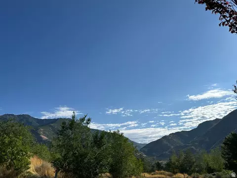 Exterior - 2425 E View Dr, South Weber, UT 84405 photo 5 of 7