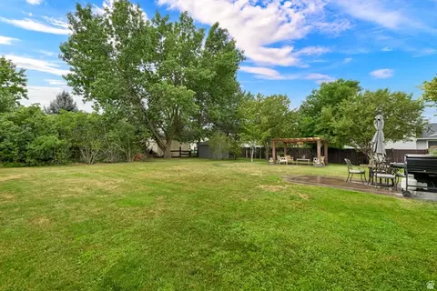 Exterior - 2425 E View Dr, South Weber, UT 84405 photo 7 of 7