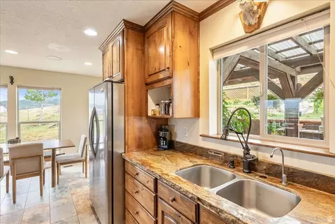 Kitchen - 223 E Sage Ln, Wanship, UT 84017 photo 7 of 8