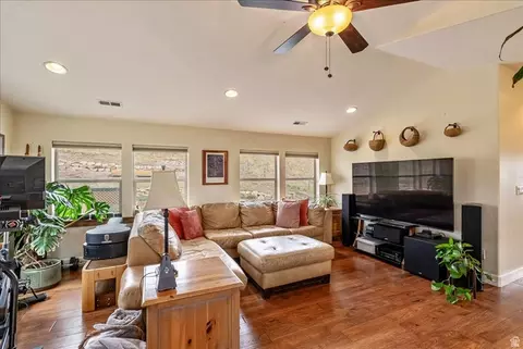 Living - 223 E Sage Ln, Wanship, UT 84017 photo 6 of 7