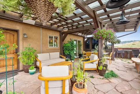 Exterior - 223 E Sage Ln, Wanship, UT 84017 photo 10 of 13