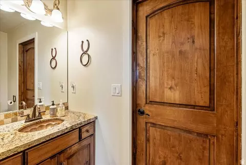 Bath - 223 E Sage Ln, Wanship, UT 84017 photo 1 of 5