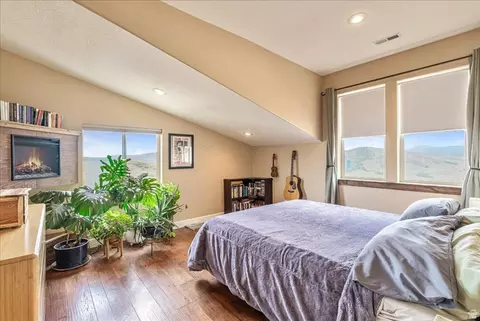 Bedroom - 223 E Sage Ln, Wanship, UT 84017 photo 4 of 8