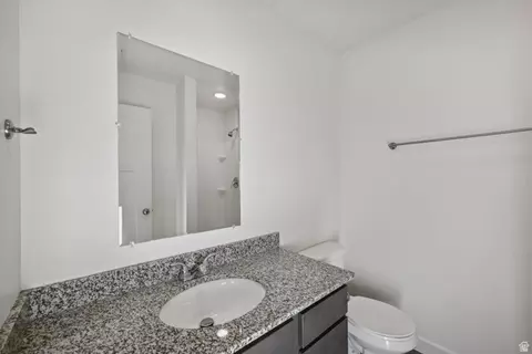 Bath - 4215 E Oconnell Ln, Eagle Mountain, UT 84005 photo 1 of 2