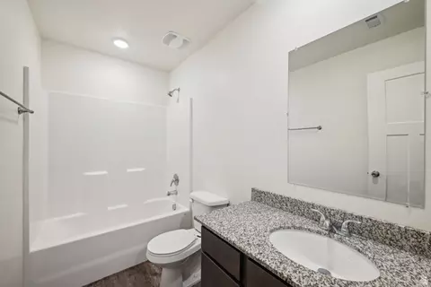 Bath - 4215 E Oconnell Ln, Eagle Mountain, UT 84005 photo 2 of 2
