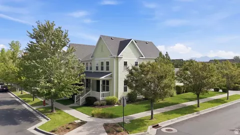 10537 S Oquirrh Lake Rd, South Jordan, UT 84009