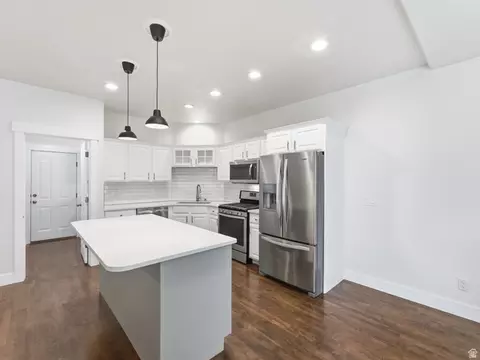 Kitchen - 1330 E Old Maple Ct S, Salt Lake City, UT 84117 photo 2 of 3