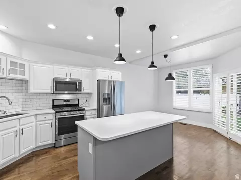 Kitchen - 1330 E Old Maple Ct S, Salt Lake City, UT 84117 photo 1 of 3