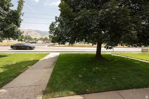 Exterior - 547 N 200 W #547, Bountiful, UT 84010 photo 3 of 5