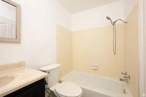Bath - 547 N 200 W #547, Bountiful, UT 84010 photo 2 of 3